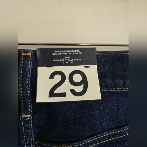 NWT! GAP, High Rise Vintage Slim Jeans, Rinsed, Size 29P- $70 - Picture 11 of 11
